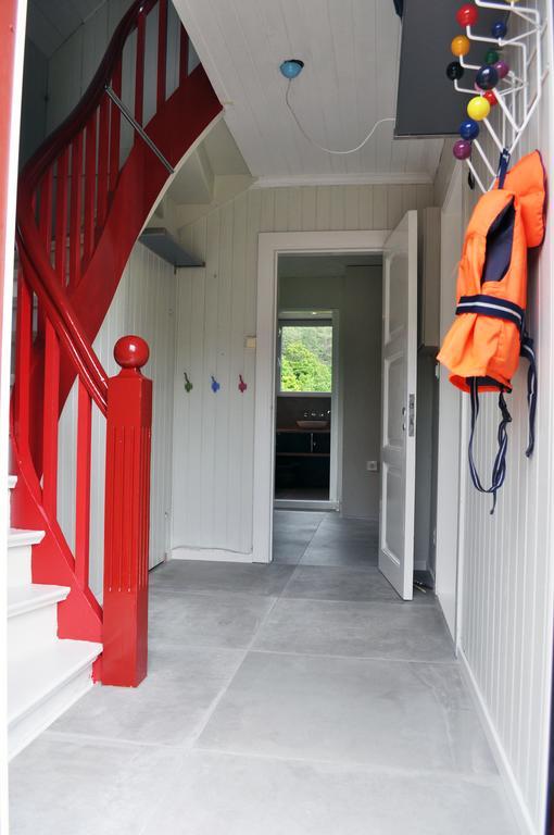 Hei Og Hav - I Torbjorn Egners Ferierike Villa Mandal Exterior photo